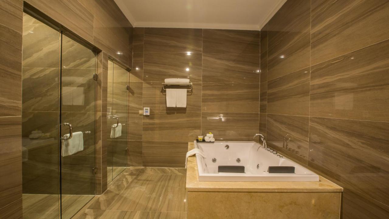 โรงแรมมวง แท็ง ลักชัวรี ฟูทอ Viet Tri ภายนอก รูปภาพ